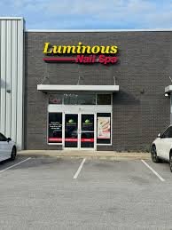 Luminous Nails Spa